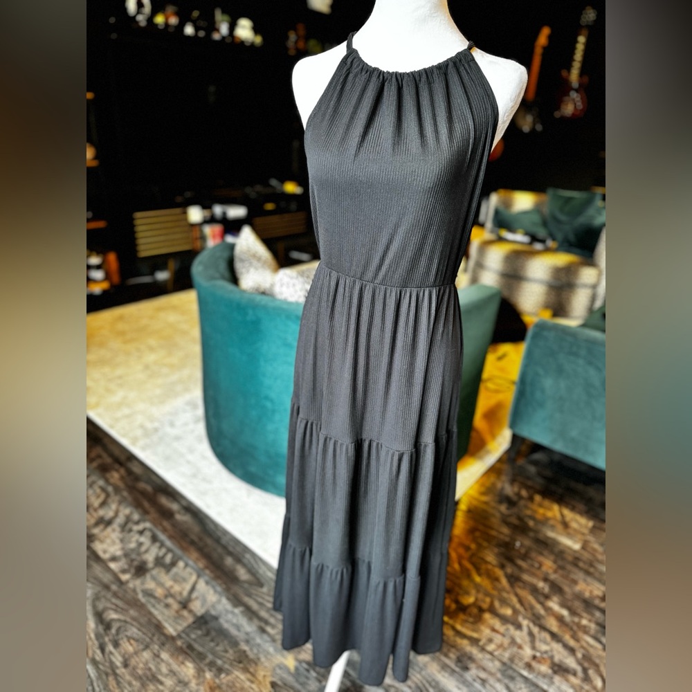 Black halter top, ribbed maxi dress